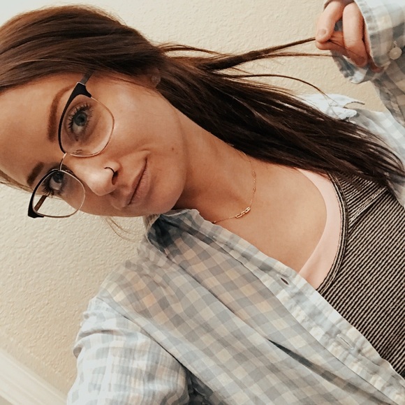 Meet your Posher, A - Picture 1 of 2